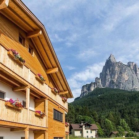 Haus Bernard Apartment Siusi Bagian luar foto