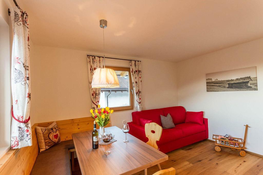 Haus Bernard Apartment Siusi Bagian luar foto