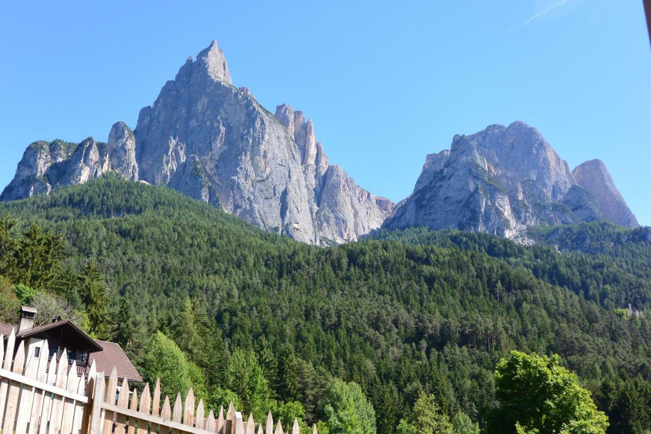 Haus Bernard Apartment Siusi Bagian luar foto